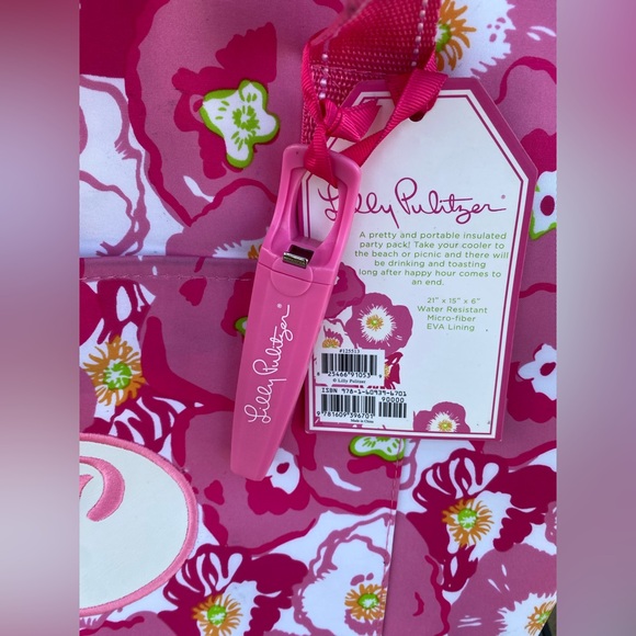 Lilly Pulitzer Scarlet Begonia Insulated Cooler Bag with Vine & Bottle Opener - Picture 10 of 11